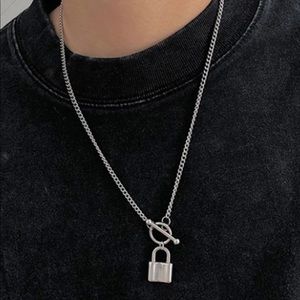 Men’s Padlock Charm Toggle Clasp chain necklace